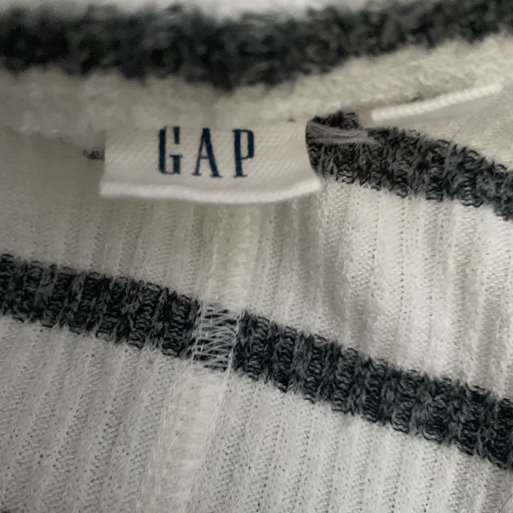 GAP Gray and white long cardigan - Picture 2 of 3